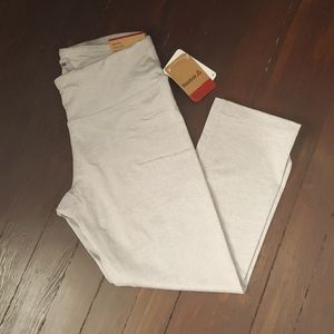 NEW Skinny Capri Legging by Reebok